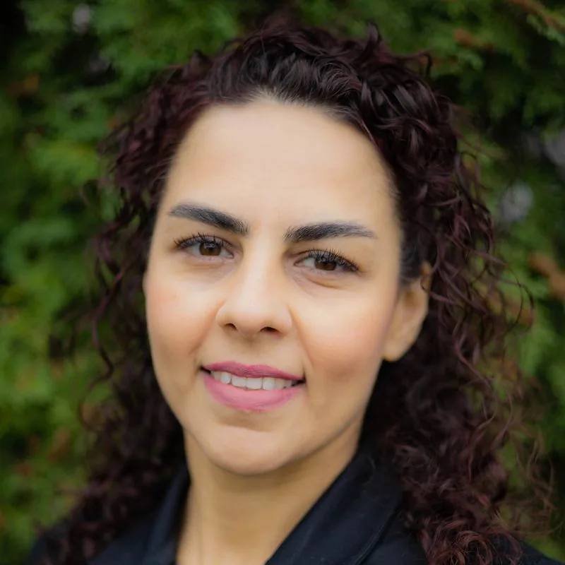 Sanaz Davarian, Registered Physiotherapist